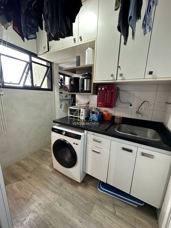 Apartamento à venda com 3 quartos, 135m² - Foto 28