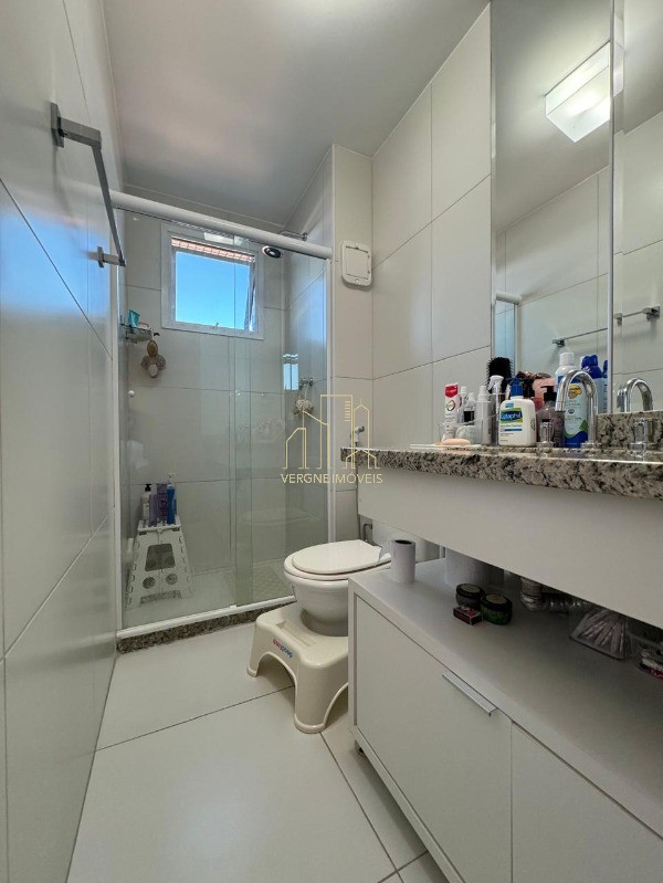 Apartamento à venda com 3 quartos, 142m² - Foto 10