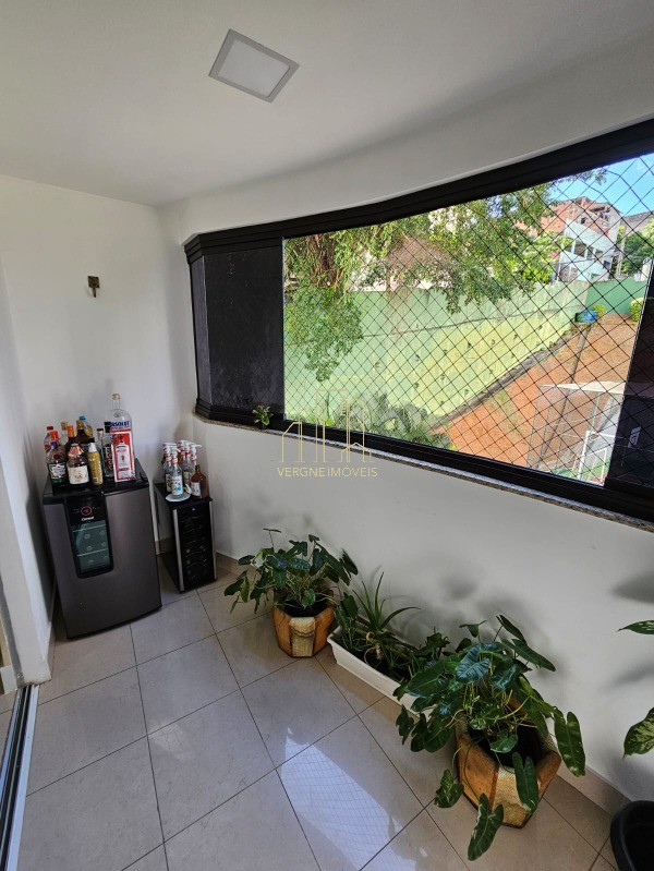 Apartamento à venda com 3 quartos, 100m² - Foto 9