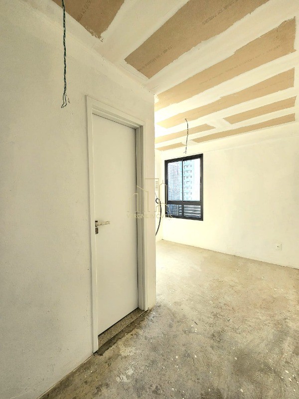 Apartamento à venda com 3 quartos, 103m² - Foto 7