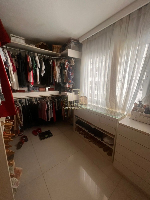 Apartamento à venda com 3 quartos, 131m² - Foto 19