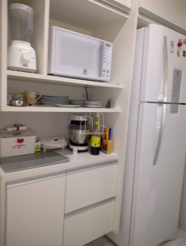 Apartamento à venda com 3 quartos, 82m² - Foto 11