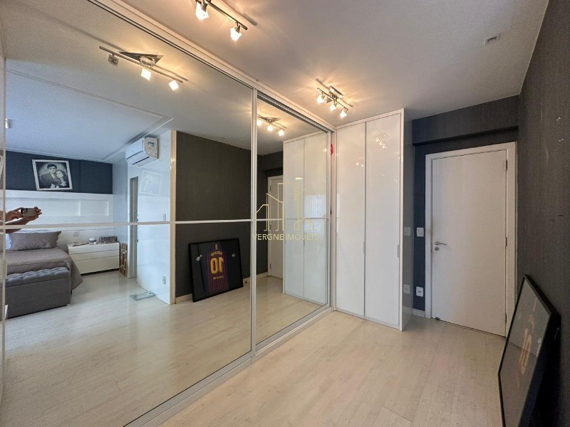 Apartamento à venda com 4 quartos, 235m² - Foto 19