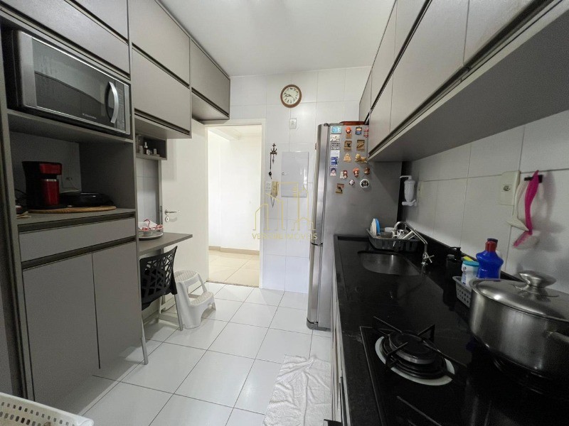 Apartamento à venda com 3 quartos, 82m² - Foto 19