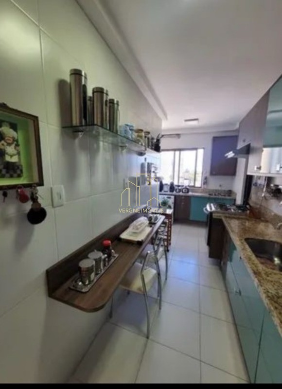 Apartamento à venda com 3 quartos, 105m² - Foto 11