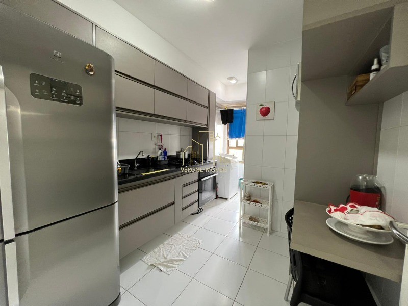 Apartamento à venda com 3 quartos, 82m² - Foto 18