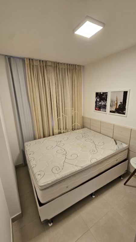 Apartamento à venda com 2 quartos, 60m² - Foto 11