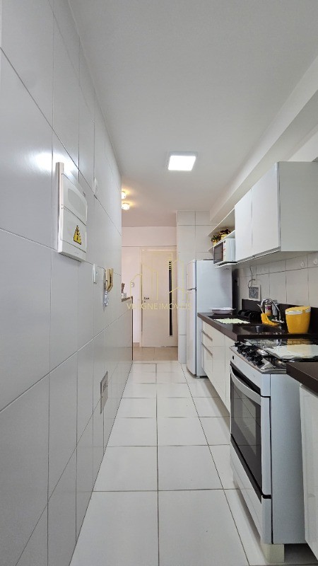 Apartamento à venda com 2 quartos, 60m² - Foto 18