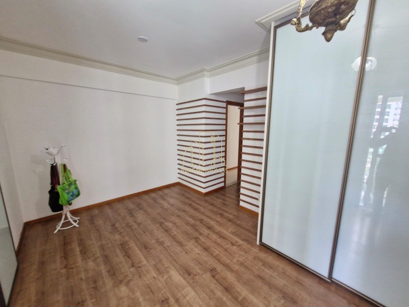 Apartamento à venda com 4 quartos, 187m² - Foto 11