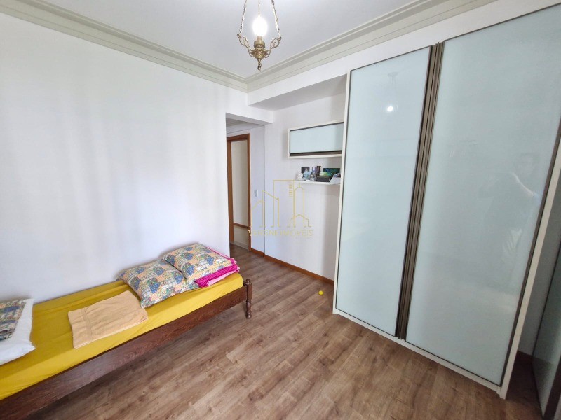 Apartamento à venda com 4 quartos, 187m² - Foto 7