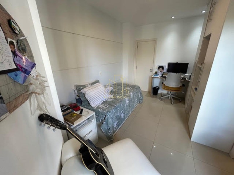 Apartamento à venda com 4 quartos, 207m² - Foto 18