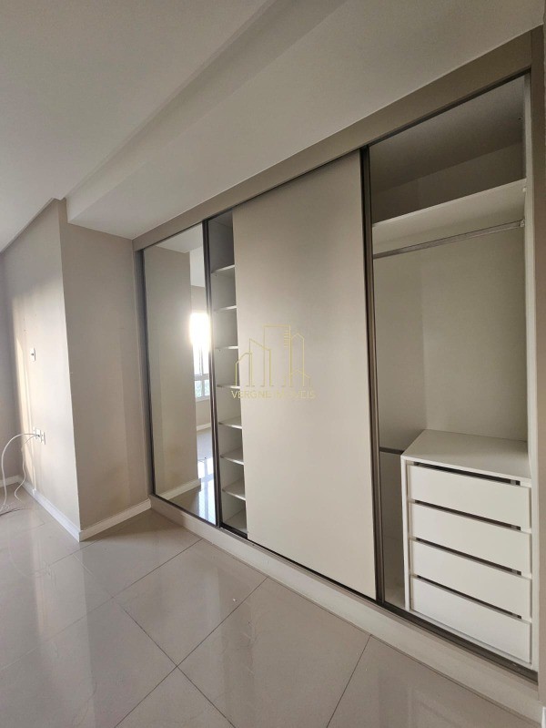 Apartamento à venda com 2 quartos, 110m² - Foto 10