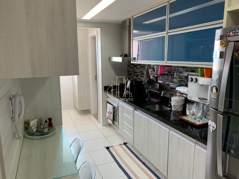 Apartamento à venda com 2 quartos, 75m² - Foto 30