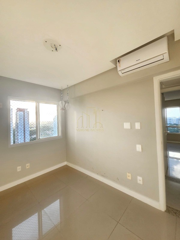 Apartamento à venda com 2 quartos, 110m² - Foto 5