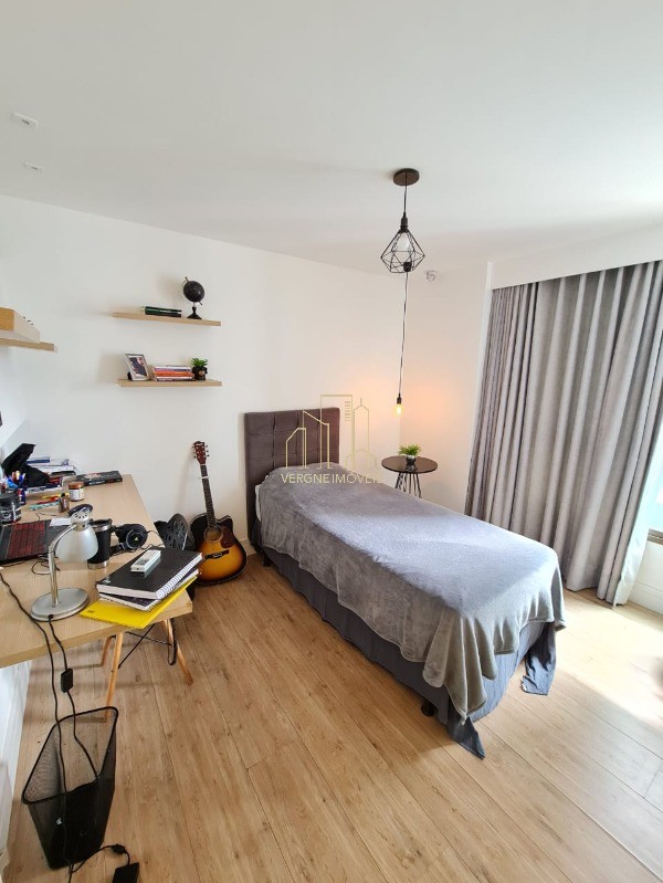 Apartamento à venda com 3 quartos, 195m² - Foto 15