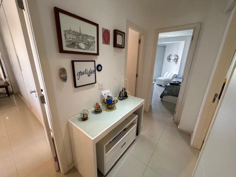 Apartamento à venda com 4 quartos, 207m² - Foto 19