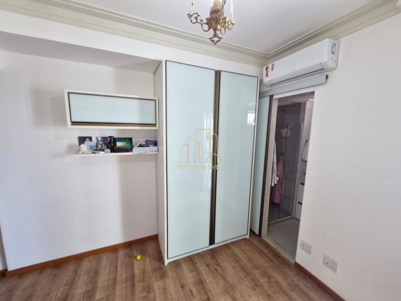 Apartamento à venda com 4 quartos, 187m² - Foto 10