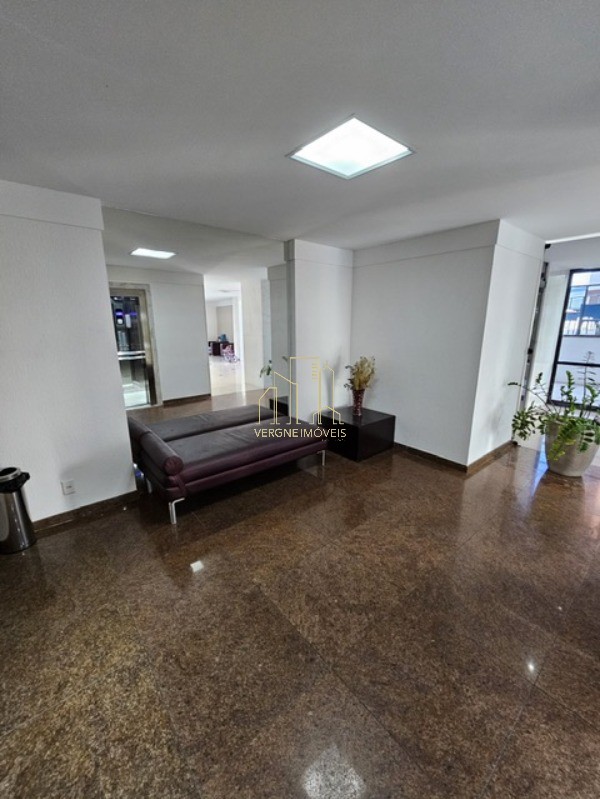 Apartamento à venda com 4 quartos, 225m² - Foto 12