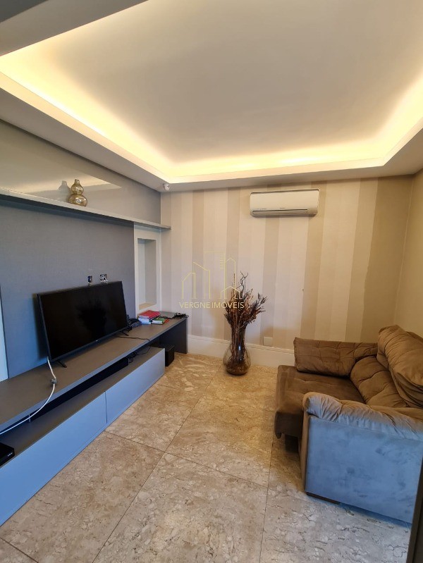 Apartamento à venda com 3 quartos, 195m² - Foto 13