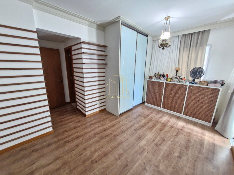 Apartamento à venda com 4 quartos, 187m² - Foto 10