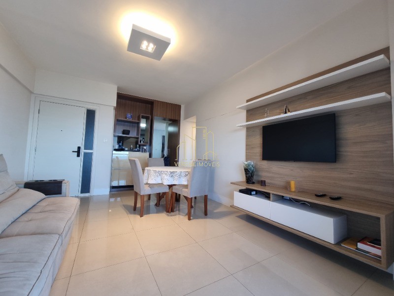 Apartamento à venda com 2 quartos, 82m² - Foto 8