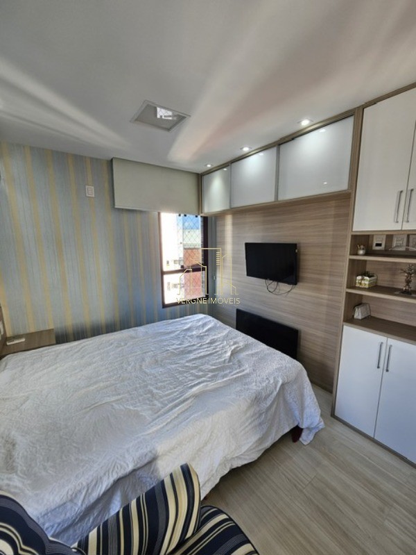 Apartamento à venda com 4 quartos, 225m² - Foto 22