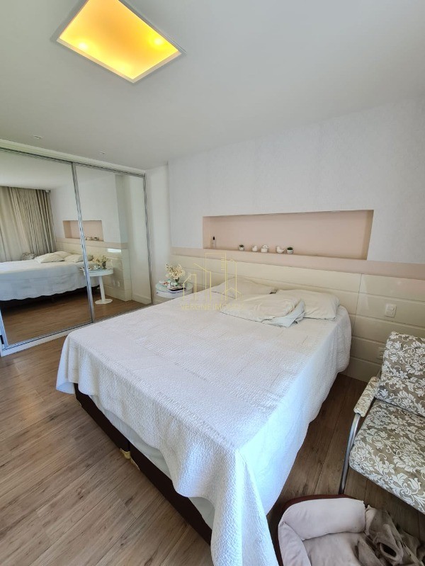 Apartamento à venda com 3 quartos, 195m² - Foto 19