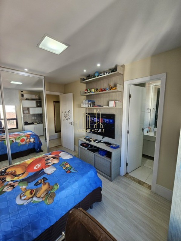 Apartamento à venda com 4 quartos, 225m² - Foto 36