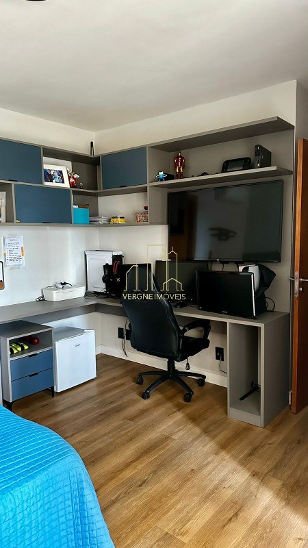 Apartamento à venda com 4 quartos, 225m² - Foto 23