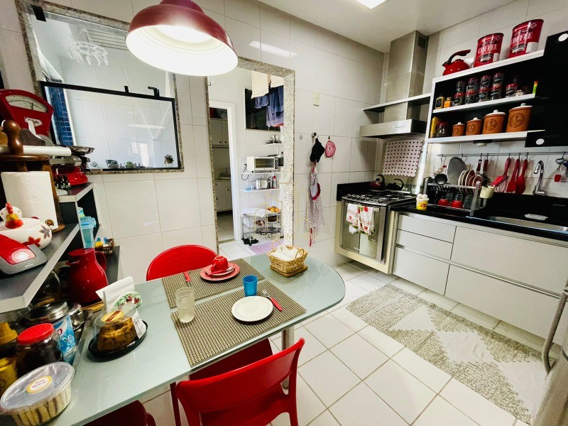 Apartamento à venda com 3 quartos, 135m² - Foto 17