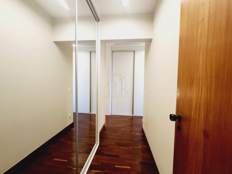 Apartamento à venda com 4 quartos, 241m² - Foto 28