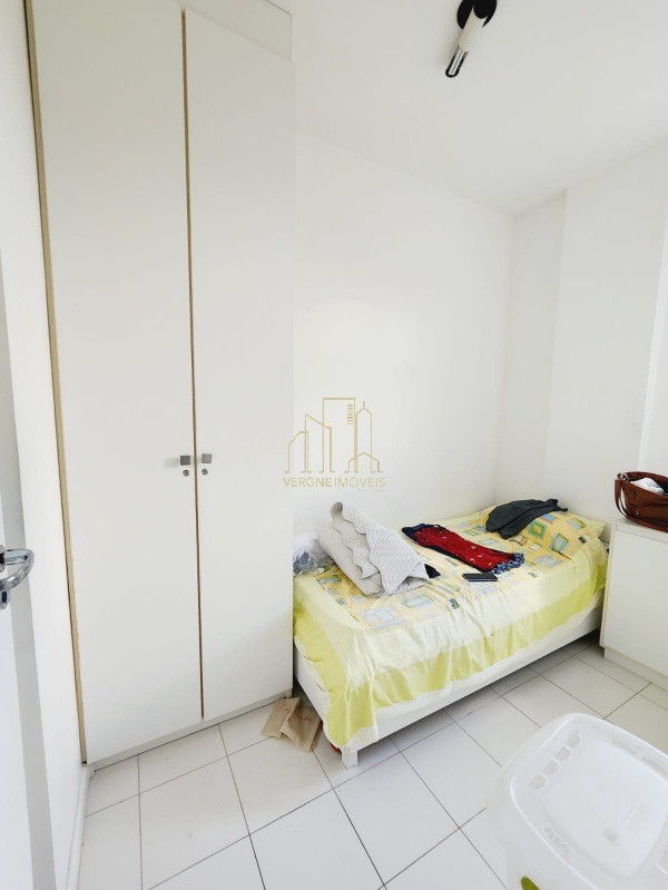 Apartamento à venda com 4 quartos, 241m² - Foto 26