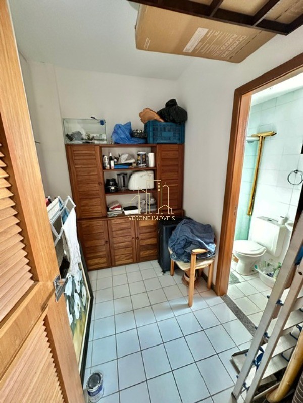 Apartamento à venda com 3 quartos, 150m² - Foto 11