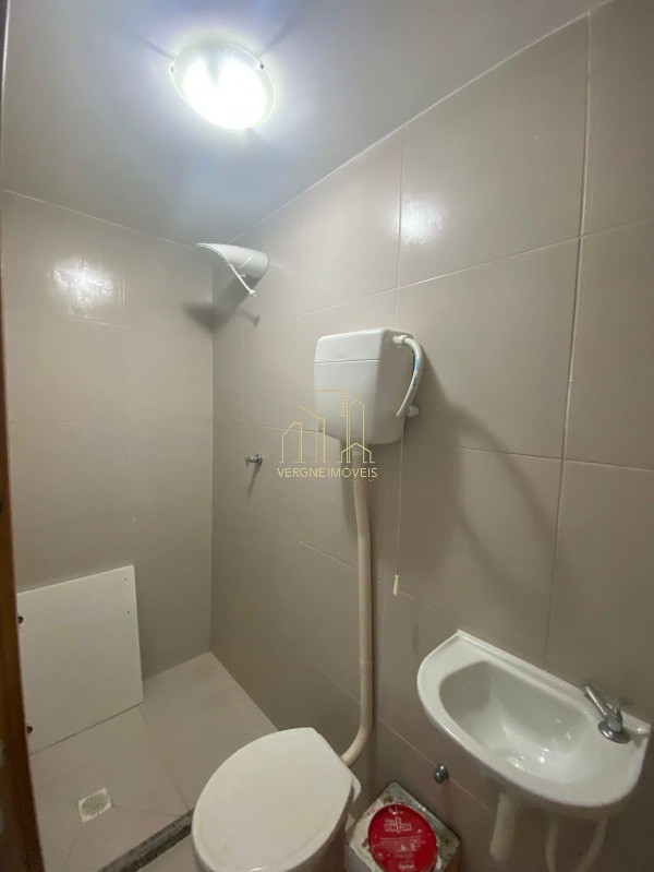 Apartamento à venda com 2 quartos, 70m² - Foto 17