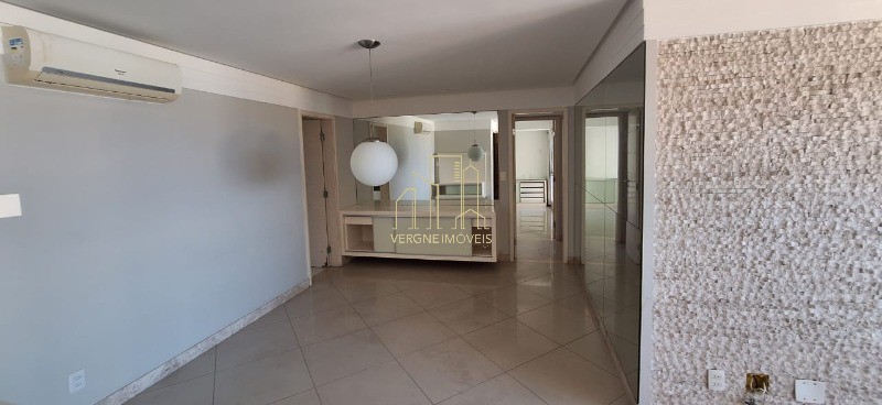 Apartamento à venda com 3 quartos, 115m² - Foto 8