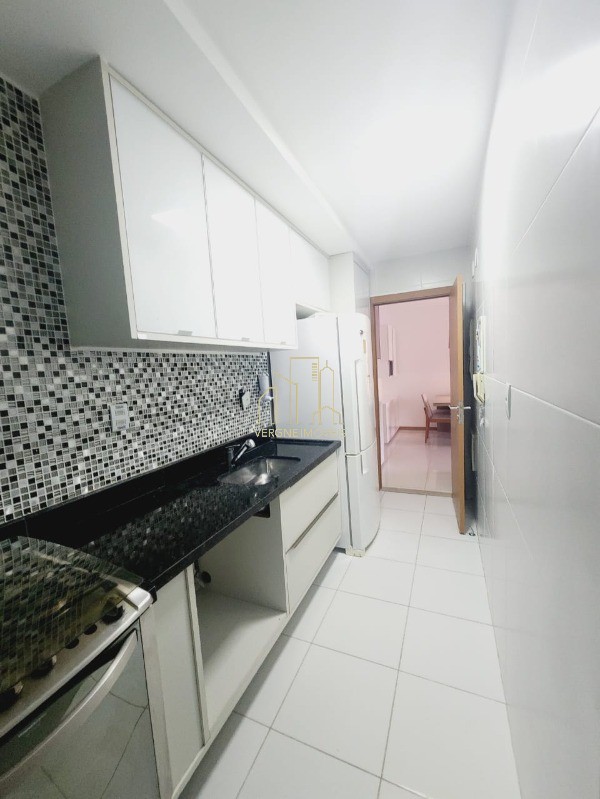 Apartamento à venda com 2 quartos, 76m² - Foto 14