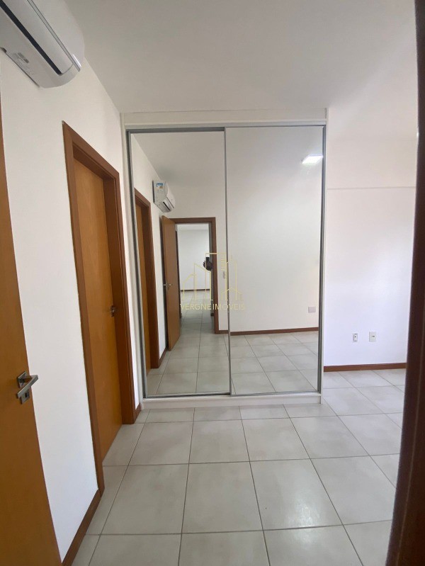 Apartamento à venda com 2 quartos, 70m² - Foto 8