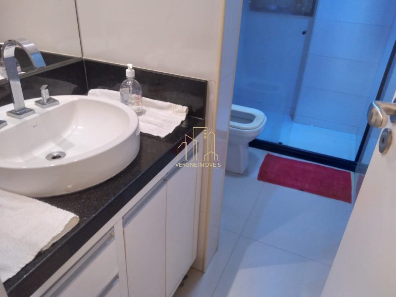 Apartamento à venda com 3 quartos, 134m² - Foto 17