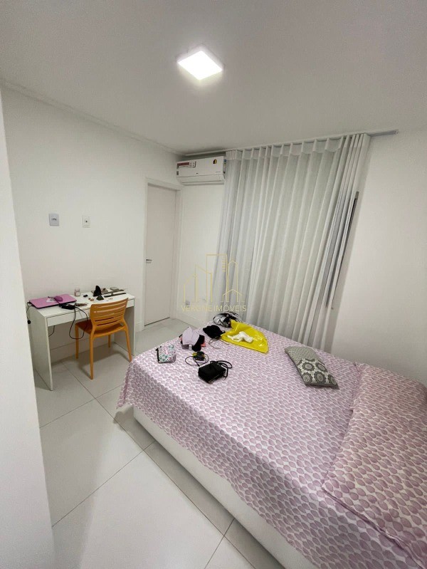 Casa de Condomínio à venda com 4 quartos, 230m² - Foto 20