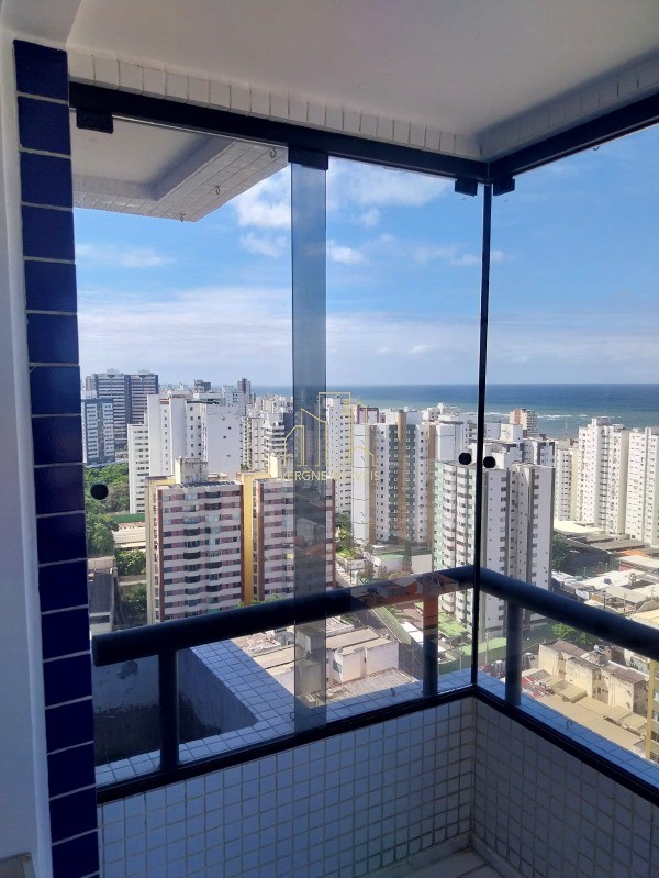 Apartamento à venda com 3 quartos, 78m² - Foto 3