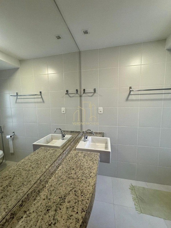 Apartamento à venda com 4 quartos, 225m² - Foto 29