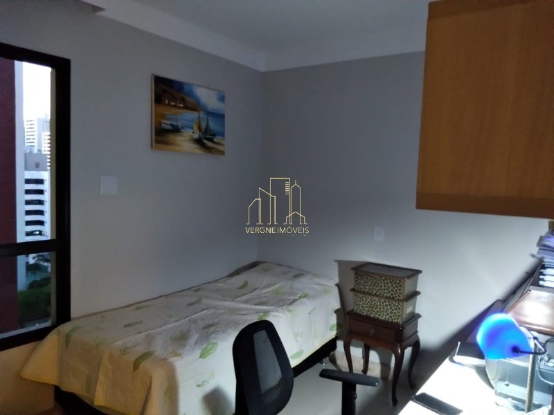 Apartamento à venda com 3 quartos, 134m² - Foto 15