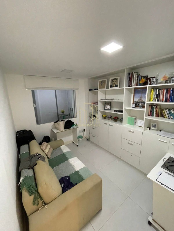 Casa de Condomínio à venda com 4 quartos, 230m² - Foto 22