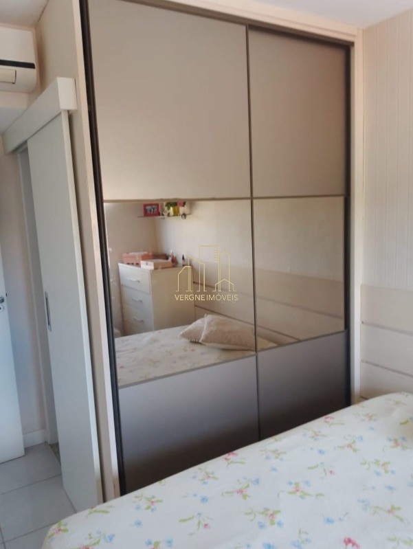 Apartamento à venda com 3 quartos, 81m² - Foto 5