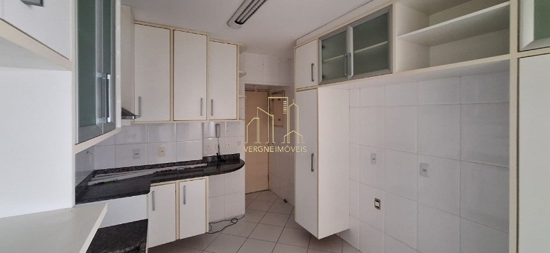 Apartamento à venda com 3 quartos, 115m² - Foto 20