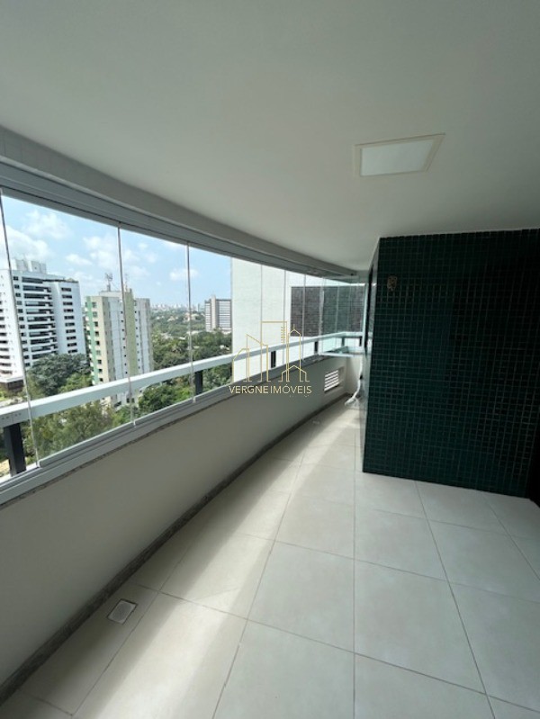 Apartamento à venda com 2 quartos, 65m² - Foto 2