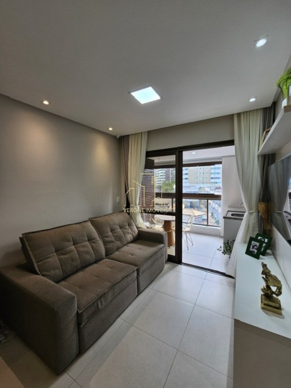 Apartamento à venda com 2 quartos, 70m² - Foto 6