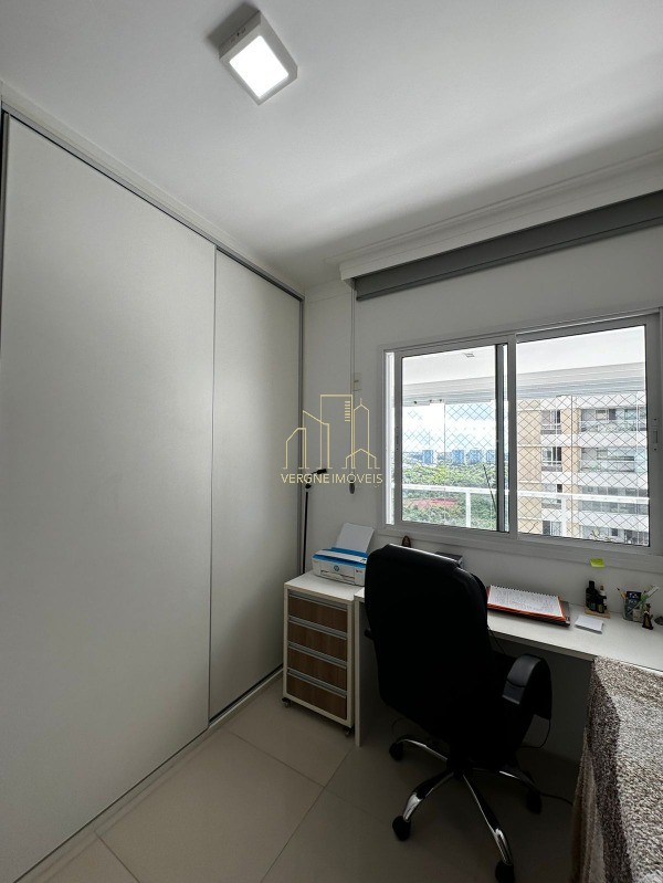 Apartamento para alugar com 3 quartos, 110m² - Foto 11