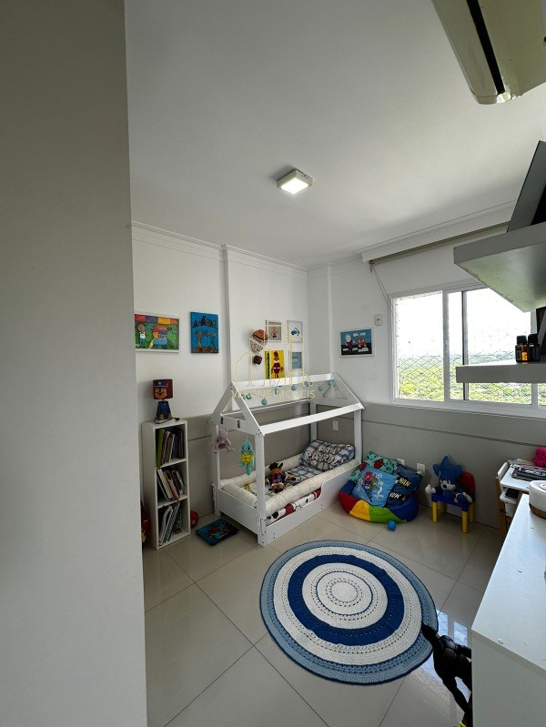 Apartamento para alugar com 3 quartos, 110m² - Foto 9