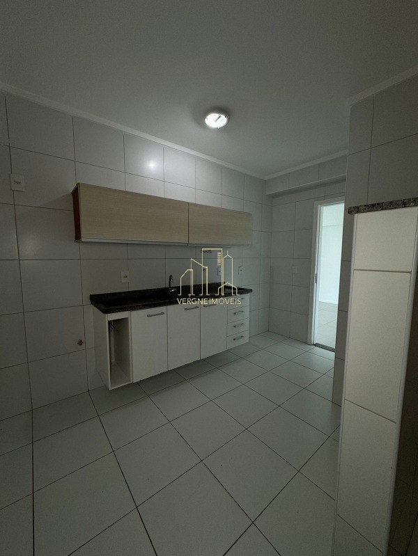 Apartamento à venda com 3 quartos, 127m² - Foto 16